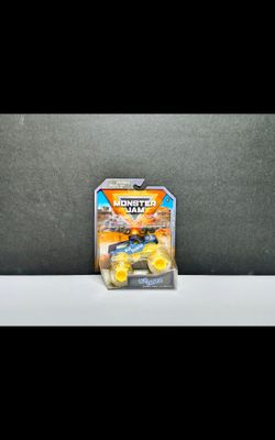 Monster Jam Blue Thunder Ghost Crew CHASE Series 36 Spin Master Truck