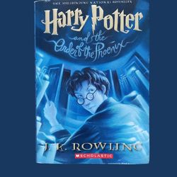 Harry Potter And The Order Of The Phoenix Softcover Book