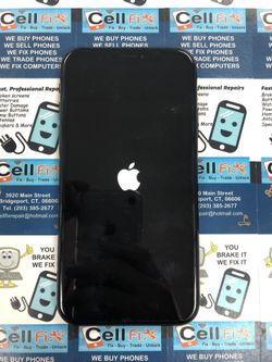 iPhone XR unlocked 128GB
