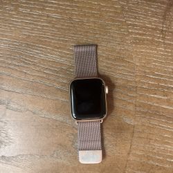Rose gold, Gen 4 apple watch