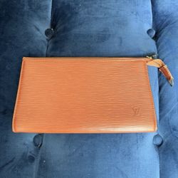 Authentic Louis Vuitton Epi Pochette Accessoire Bag 
