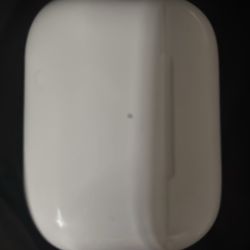 barley used aripods for sale dont need them anymore