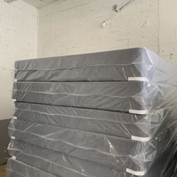 Box Springs Queen excellent quality DELIVERY SAME DAY🚚