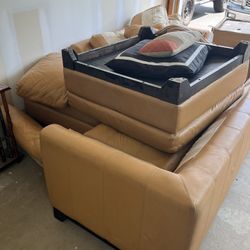 Leather Sectional Couch With Ottoman(read description)