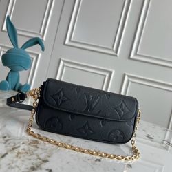 Shape a soft and comfortable close-fitting configuration.