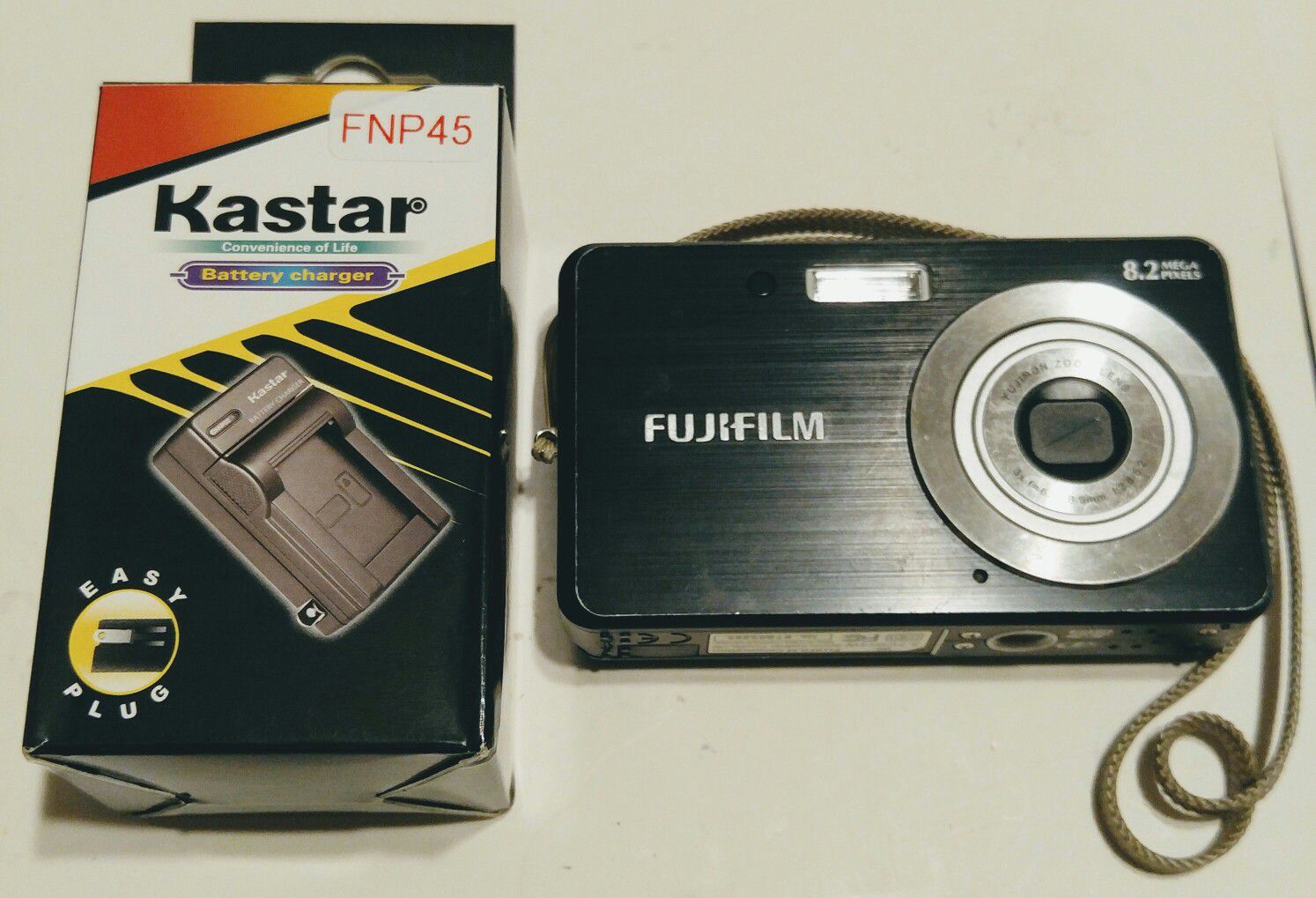 FujiFilm J10 8.2 MP Digital Camera Battery & Charger