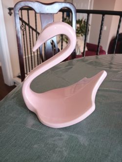 Vintage Swan $10.00