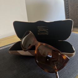 Burberry Sunglasses Unisex