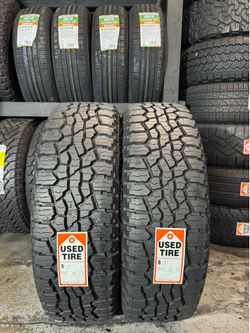 (2) LT 245/75/17 Nokian