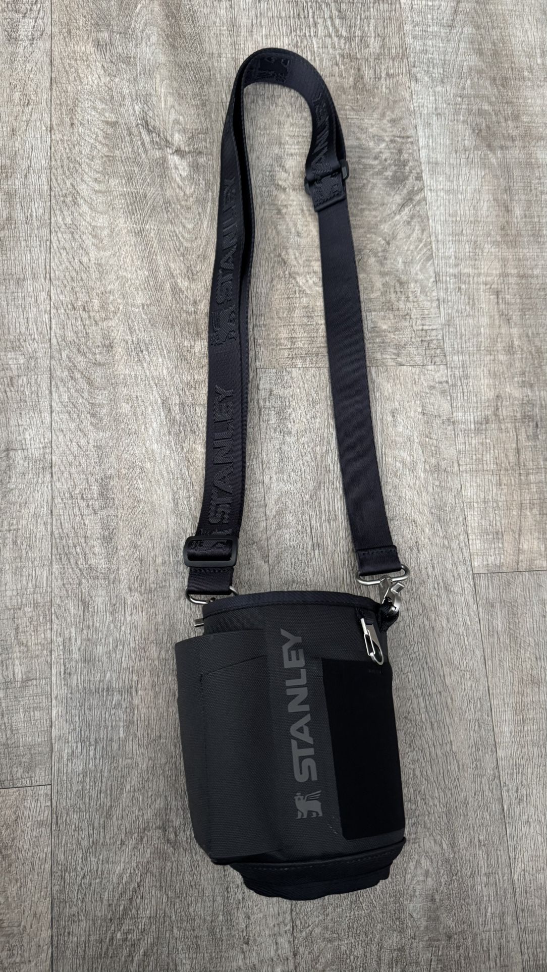 Stanley 40 oz Carrier