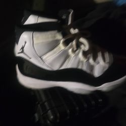 Jordans Size 9