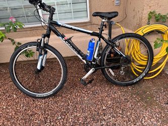 Trek 820
