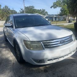 2008 Ford Taurus