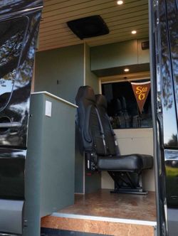 2016 Mercedes-Benz Sprinter 2500 Passenger · High Roof w/144" WB Van 3D