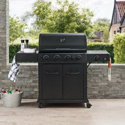 Member's Mark 5-Burner Propane Gas Grill w/ Cover