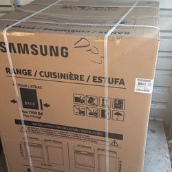 Samsung Bespoke 30-in Glass Top 5 burners 6.3-cu ft Air Fry Convection Oven Slide-In Electric Range