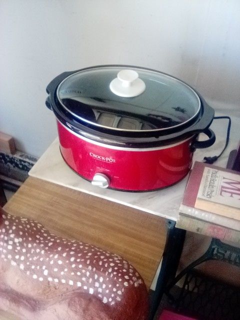 Crock-Pot In Good Condition