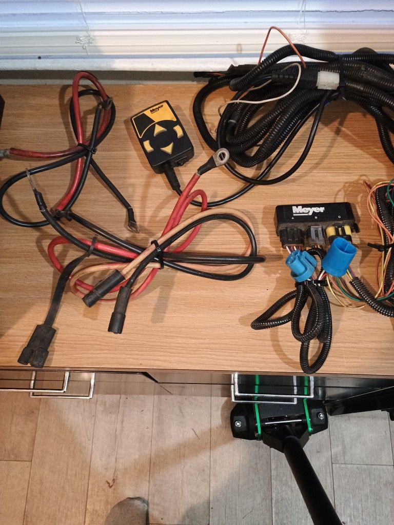 Meyers Wire Harness & Handheld Controller