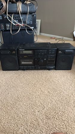 1991 Classic 3-piece Portable Boombox