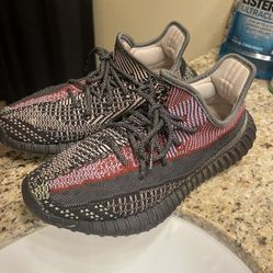 120 Size 10 Yeezy Yecheil