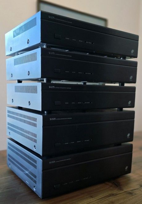 Niles SI-2125 and SI-275 stereo whole home amplifiers
