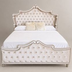 IVORY BED - EXTRA TALL HEADBOARD 🛏️🤍🛏️