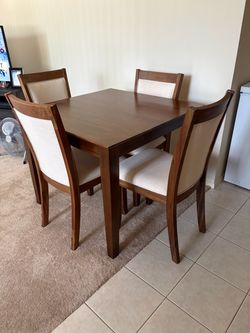 Kitchen Table Set with four chairs