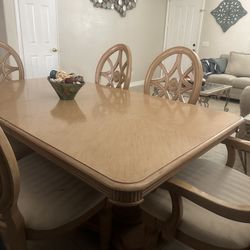 Dining Table Set.$500obo