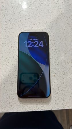 iPhone 15 pro 128 gb