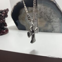 925 Sterling Silver Cross CZ Pendant