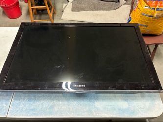 Samsung 40” Tv