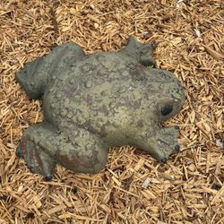 Large 8 Pound “Metal” Vintage Toad Yard Art
