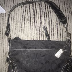 Lnew Very Nice Coach Handbag Only $40 Firm