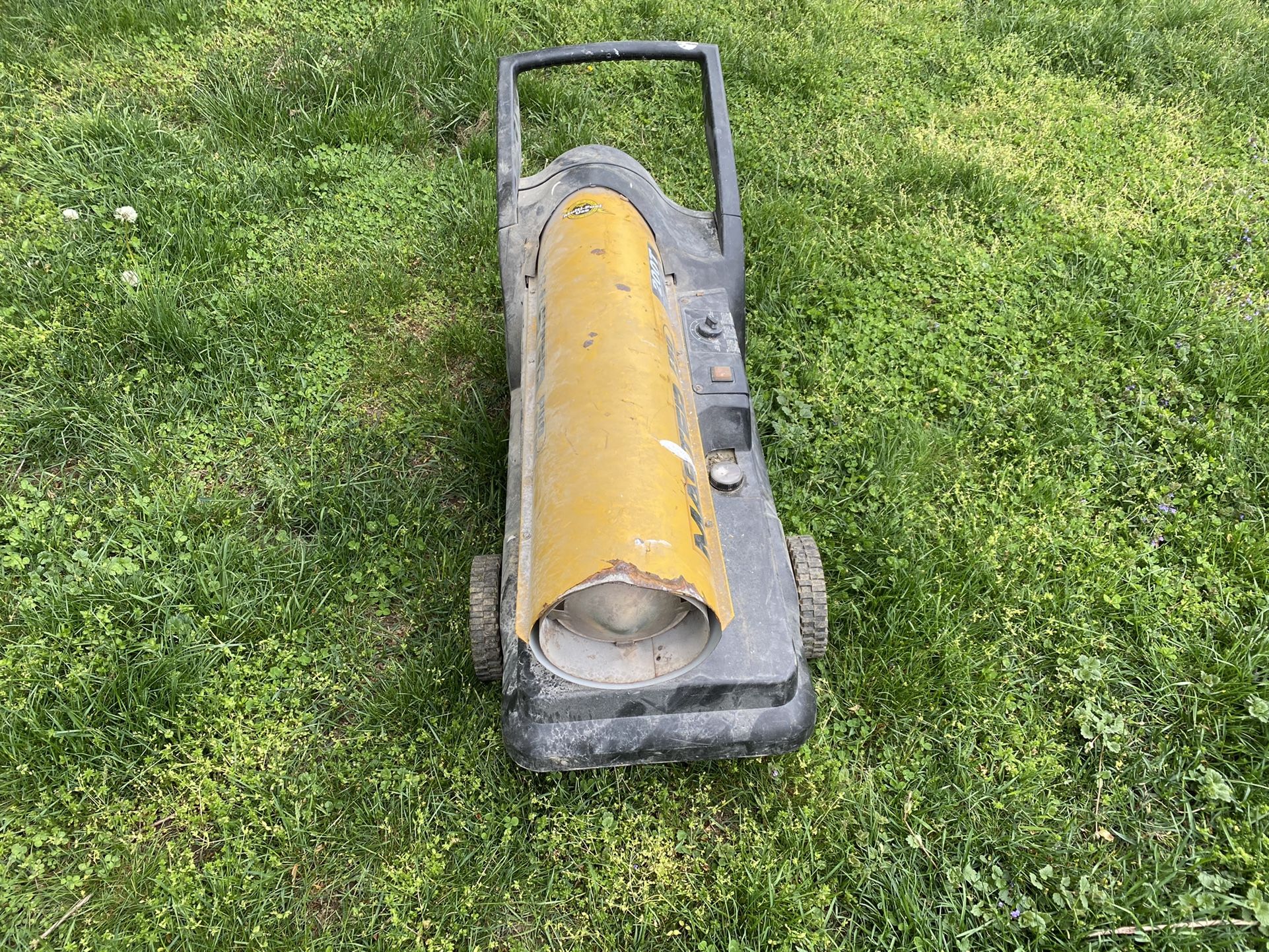 Master Pro Plus 200T Kerosene Torpedo Heater Wheeled for Sale in Milford,  CT - OfferUp