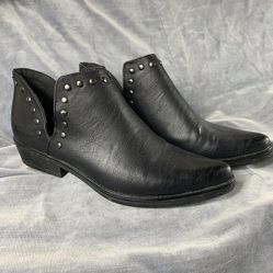 7 For All Mankind Womens Size 8 Studded Chunky Heel Antonio Booties Black