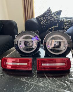 Mercedes G-class G550-G63 Head Lights