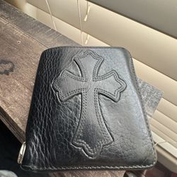 AUTHENTIC Chrome hearts black leather cross path bifold wallet