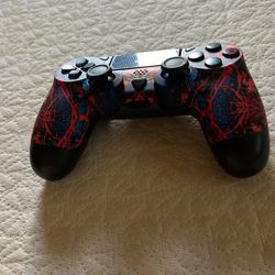 PS4 Controller