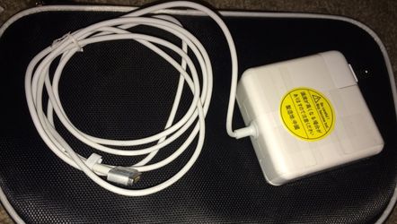 60W Apple power adapter