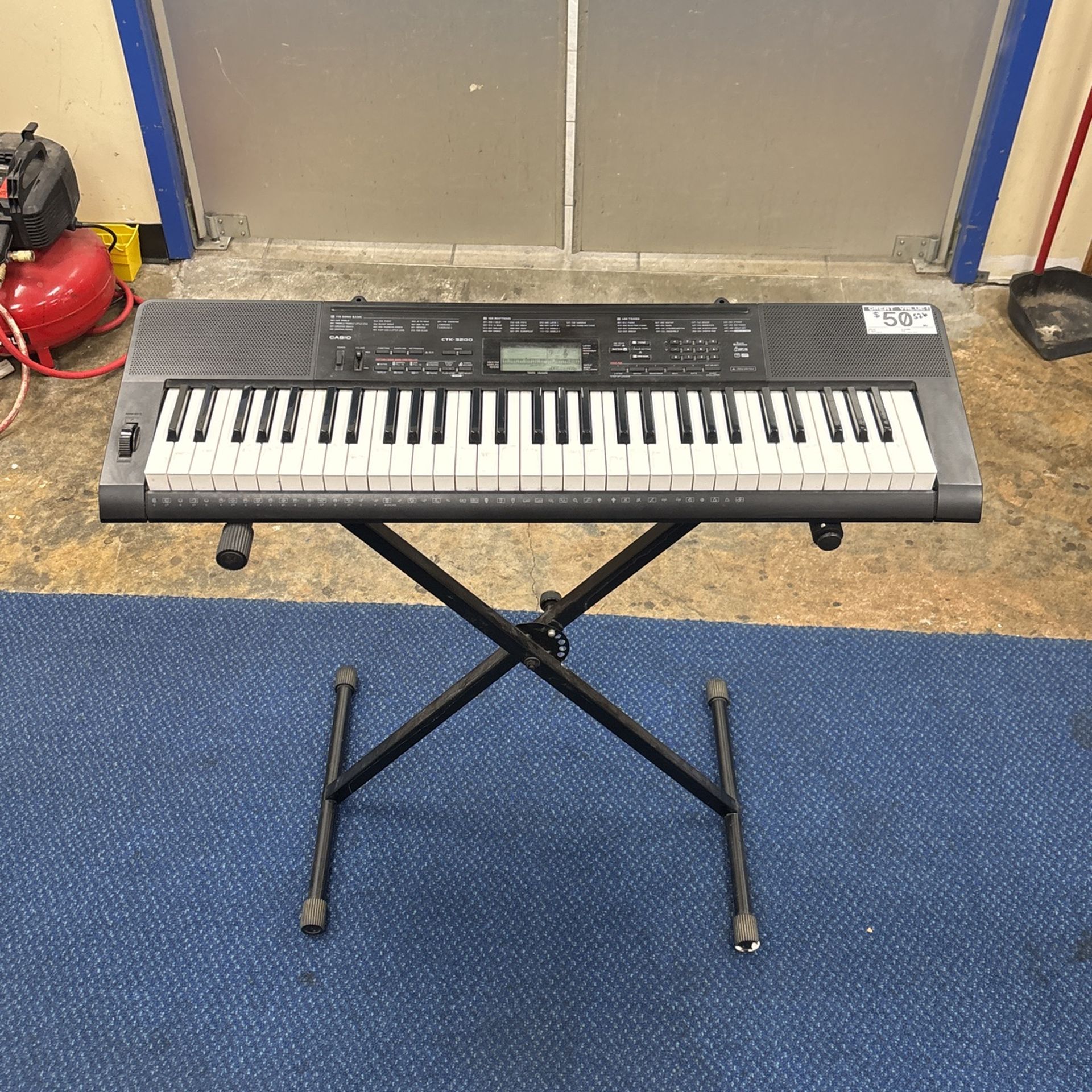 Casio 61 Key Keyboard