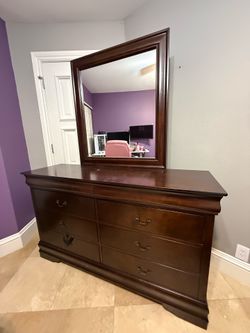 Dresser with Mirror