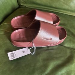 Women’s Nike Slides Brand New Size 8 