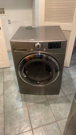 Kenmore Elite 7.4 cu ft Electric Steam Dryer – Graphite Gray