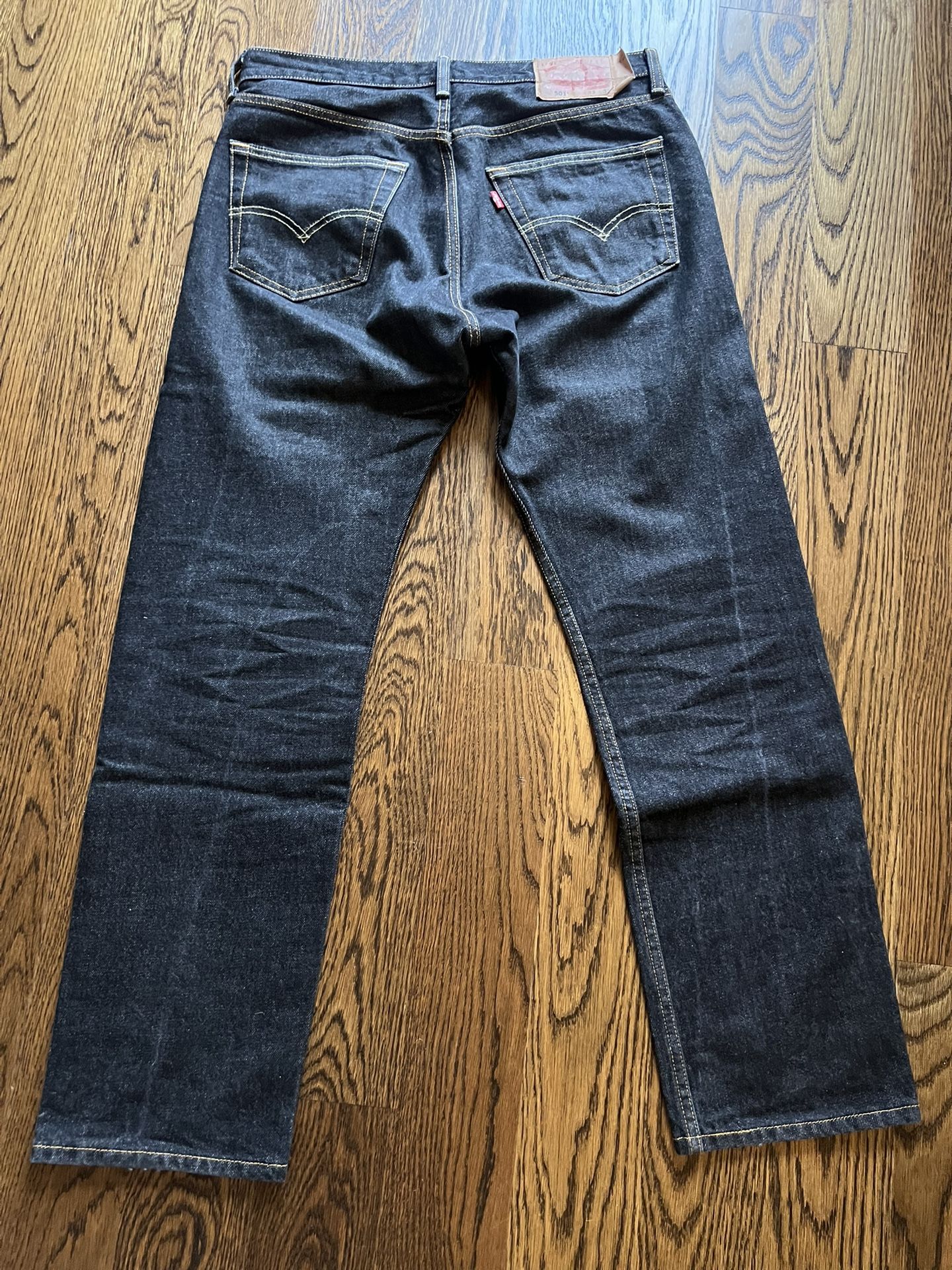 Levi’s 501 Jeans Men’s Dark Wash