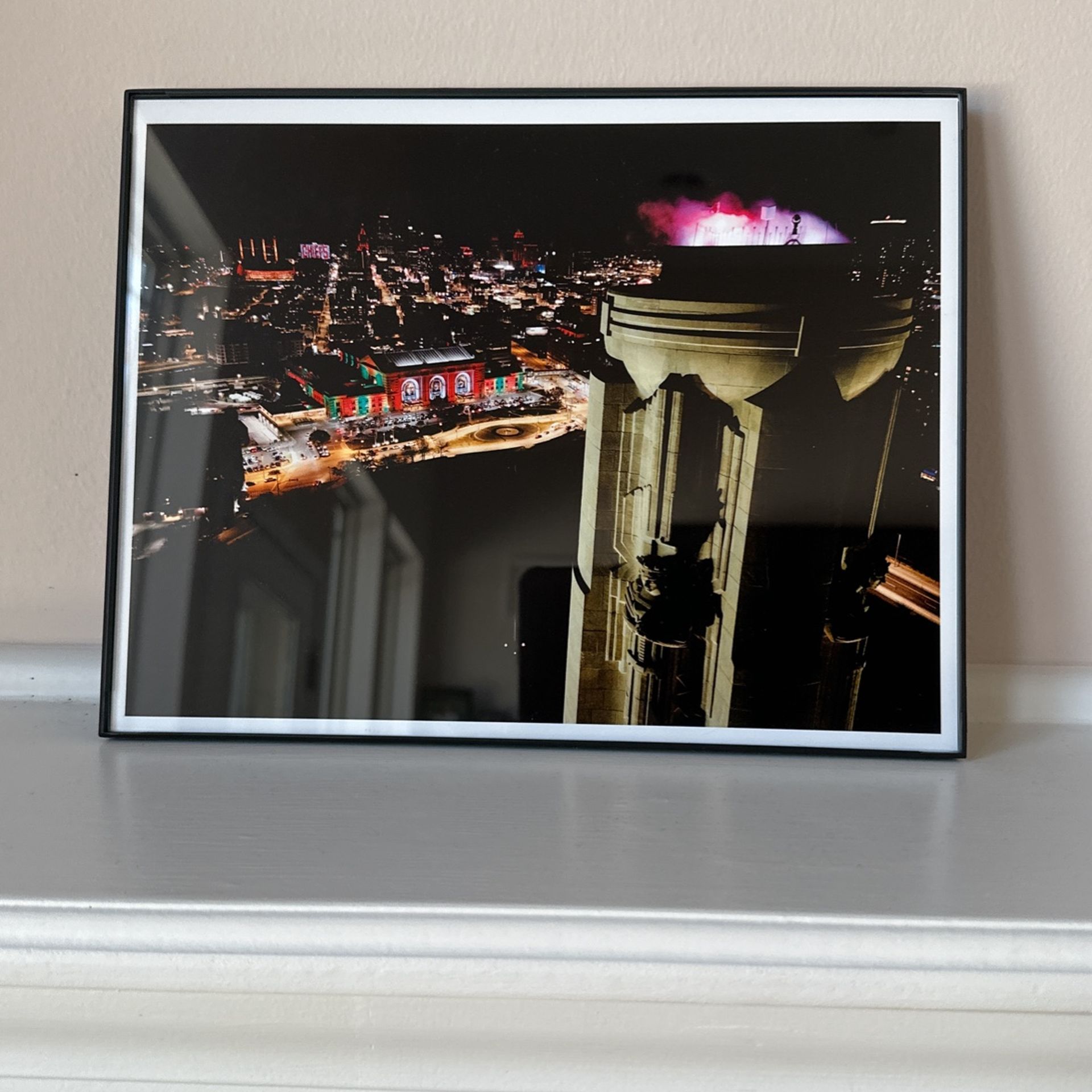 Kansas City Portrait Frame Size 8.5x11