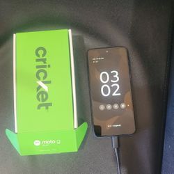 I have this cell phone for sale. /tengo Este Celular En Vrnta 