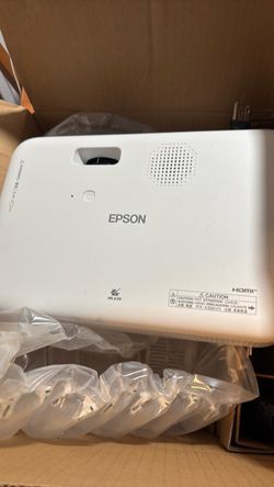 Epson 3LCD Projector with HDMI