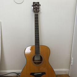 Yamaha FSTA TransAcoustic Acoustic-Electric guitar