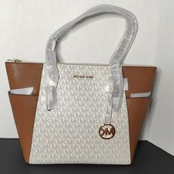 Michael Kors Charlotte Tote 
