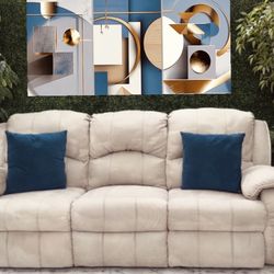 Beige Recliner Couch w/USB port (Free Delivery 🚚)